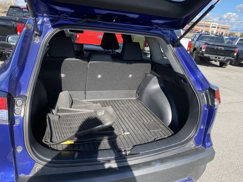 Used 2022 Toyota Corolla Cross LE image 22