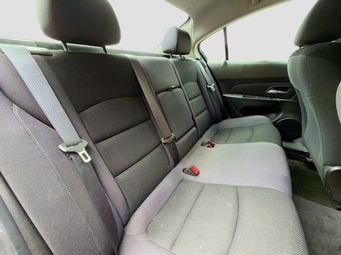 Used 2014 Chevrolet Cruze LT FWD image 26
