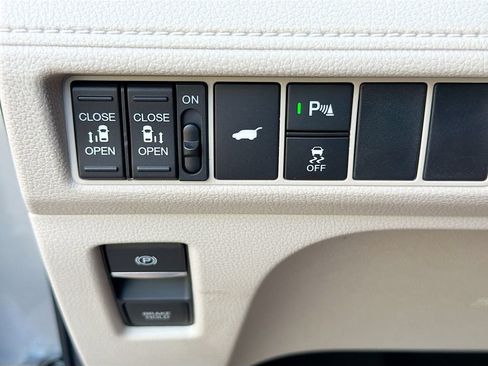 New 2026 Honda Odyssey Elite image 21