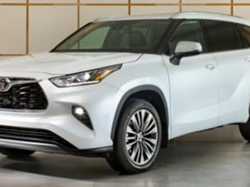 Used 2023 Toyota Highlander XSE image 1