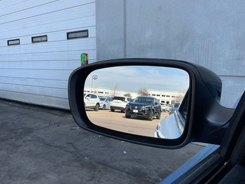 Used 2018 Dodge Charger SXT Plus w/ Blacktop Package image 19