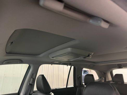 Used 2020 Honda Pilot Elite image 13