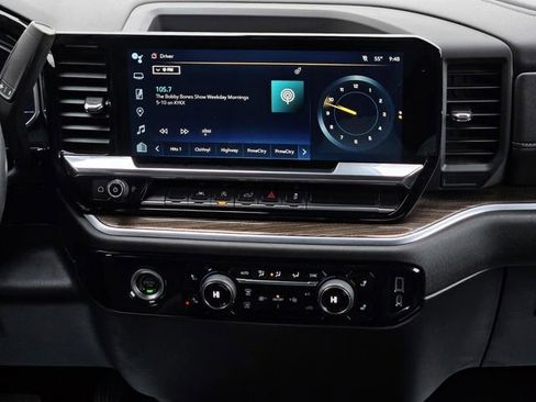 Used 2022 Chevrolet Silverado 1500 LT image 29