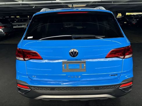 Certified 2024 Volkswagen Taos SE AWD/4WD image 7