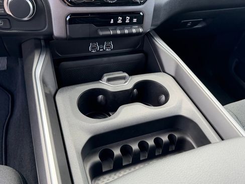 New 2026 RAM 1500 Express image 26