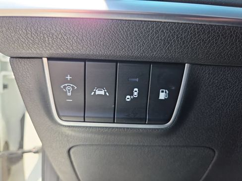 Used 2018 Kia Stinger Premium AWD/4WD image 27