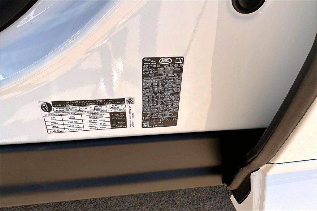 New 2026 Land Rover Range Rover Sport Dynamic SE AWD/4WD image 13