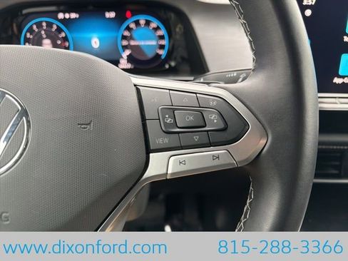 Used 2024 Volkswagen Atlas Cross Sport SE image 15