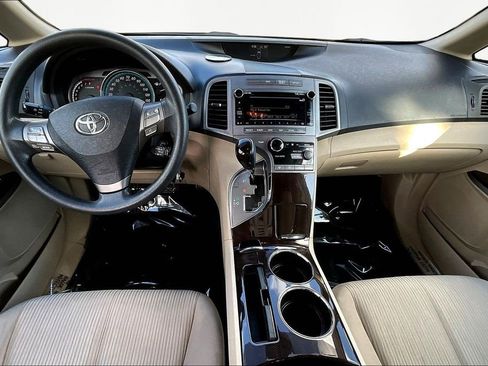 Used 2012 Toyota Venza LE w/ LE Convenience Pkg image 7