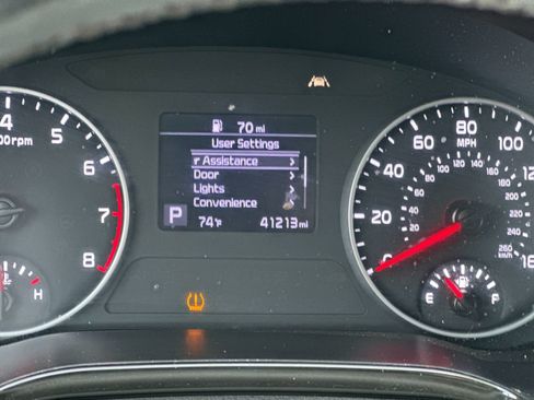 Used 2023 Kia Seltos S AWD/4WD image 24