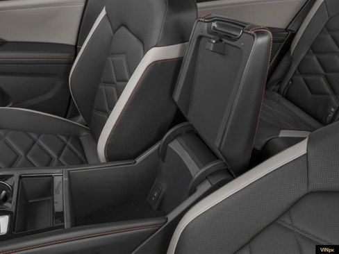 New 2026 Volkswagen Atlas Peak Edition AWD/4WD image 13