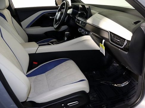 Certified 2025 Acura ADX A-Spec image 33