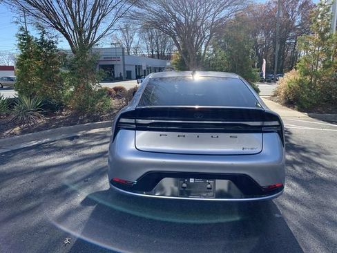New 2026 Toyota Prius Plug-In Hybrid FWD image 7