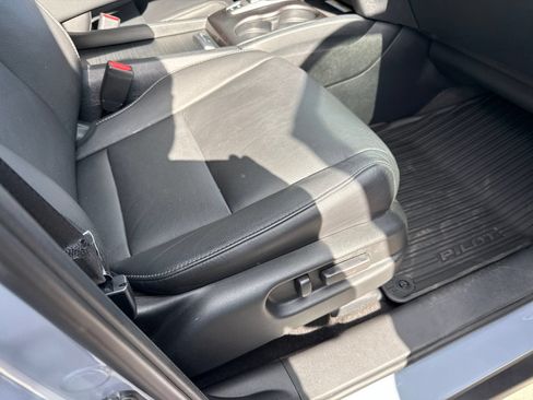 Certified 2022 Honda Pilot Special Edition image 32