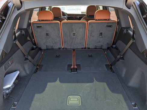 New 2026 Audi Q7 3.0T Prestige image 7