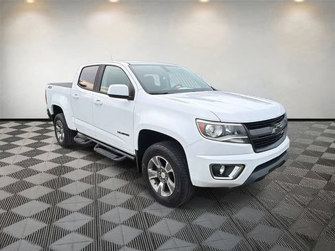 Used 2018 Chevrolet Colorado Z71 RWD image 3