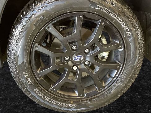 Used 2024 Subaru Crosstrek 2.5i Wilderness w/ Crosstrek Mirror Package image 27