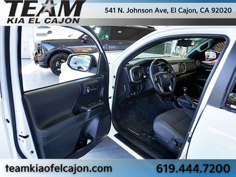 Used 2016 Toyota Tacoma TRD Sport w/ Towing Package RWD image 37