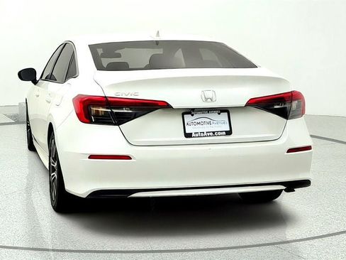 Used 2024 Honda Civic EX image 6