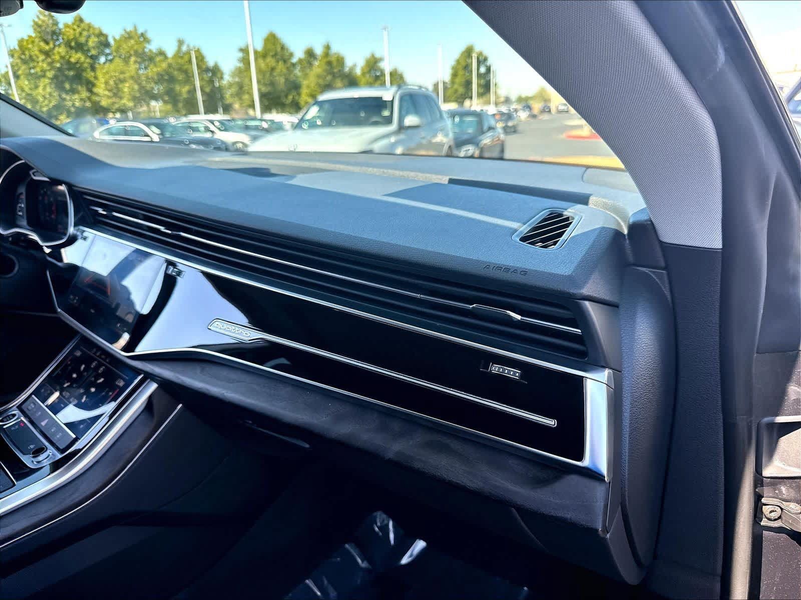Used 2021 Audi Q8 Premium Plus w/ Premium Plus Package AWD/4WD image 28