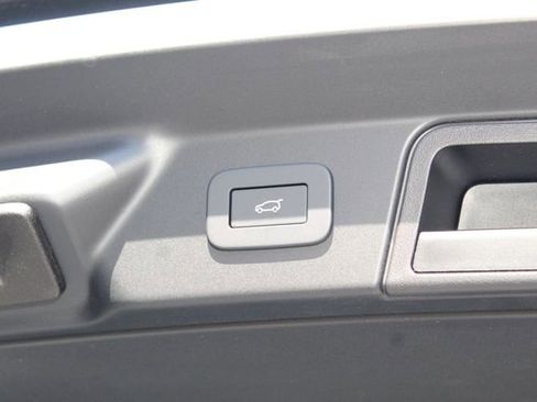 New 2026 Land Rover Range Rover Velar S image 13