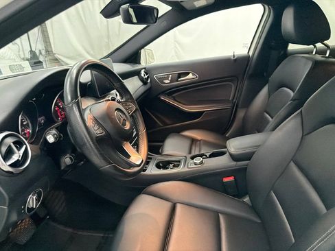 Certified 2018 Mercedes-Benz GLA 250 image 14