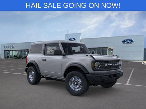 New 2026 Ford Bronco 2-Door image 9