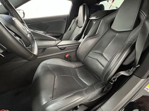 Used 2023 Chevrolet Corvette Stingray Coupe w/ Z51 Performance Package image 29