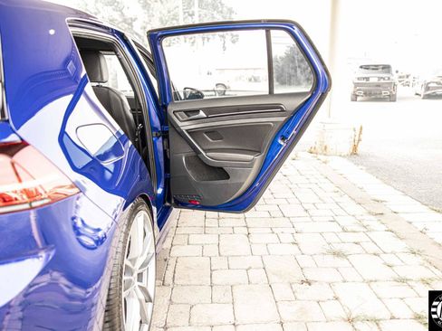 Used 2017 Volkswagen Golf R 4-Door AWD/4WD image 29