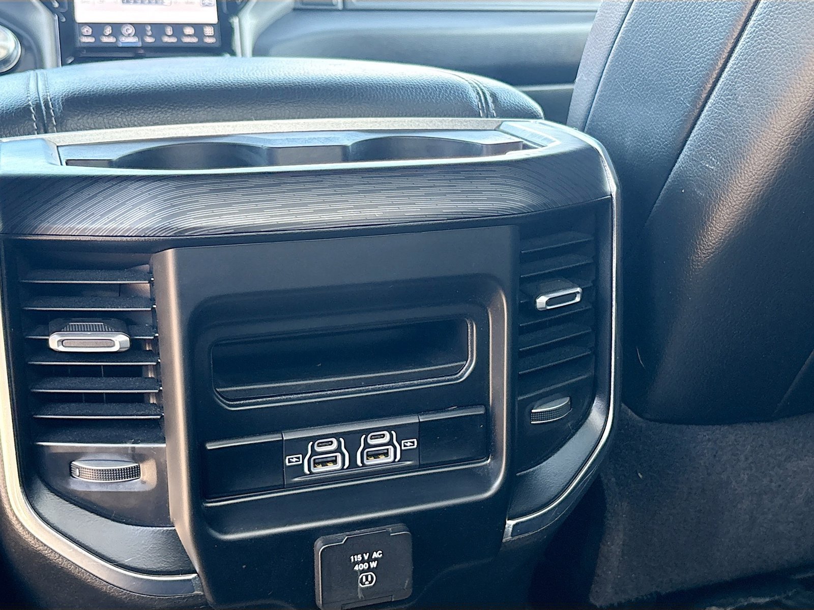 Used 2024 RAM 2500 Laramie AWD/4WD image 27