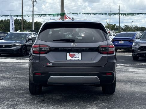 Certified 2025 Honda Pilot EX-L image 8