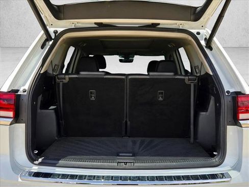 Used 2023 Volkswagen Atlas SEL AWD/4WD image 25