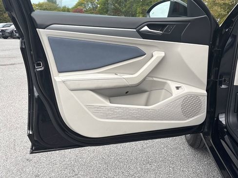 New 2026 Volkswagen Jetta SE FWD image 26