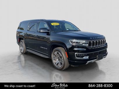 Used 2025 Jeep Wagoneer L Series II w/ 8-pass Seating Package