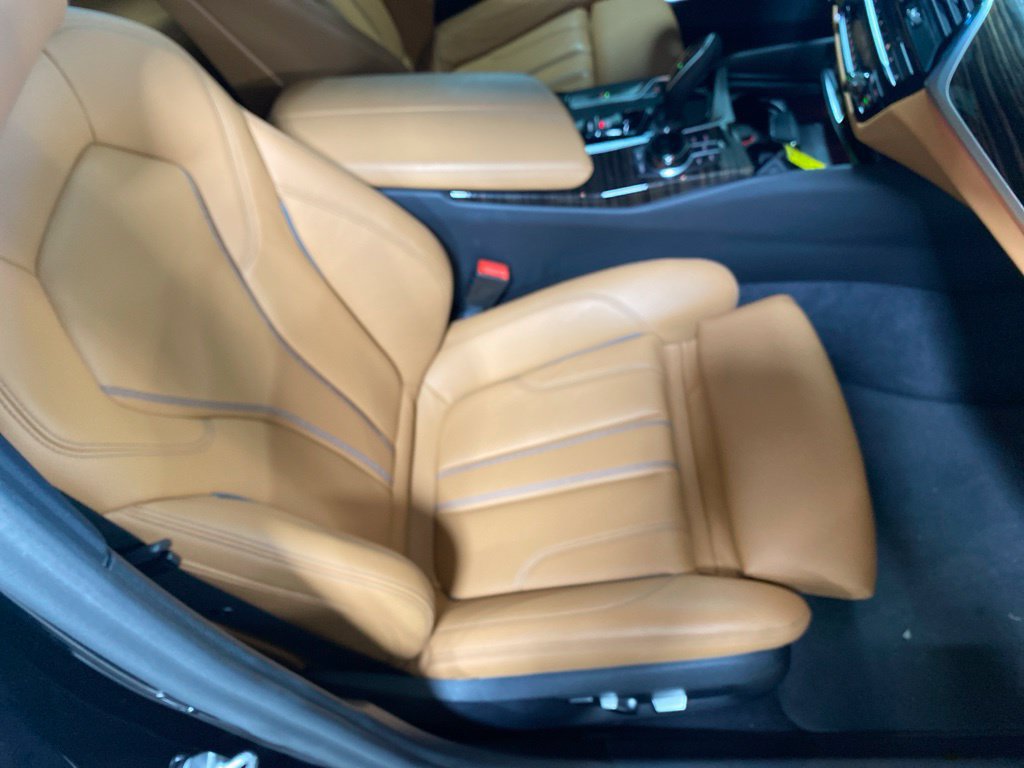 Used 2023 BMW 540i xDrive w/ Executive Package AWD/4WD image 10