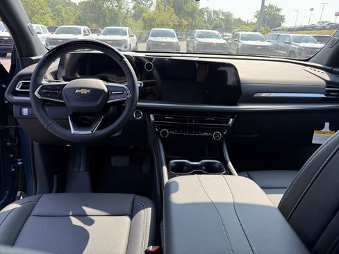 New 2026 Chevrolet Traverse LT w/ Enhanced Driving Package image 14