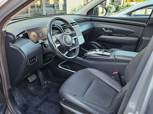 Used 2022 Hyundai Tucson Limited image 17