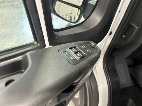 New 2026 RAM ProMaster 2500 w/ Convenience Group FWD image 14