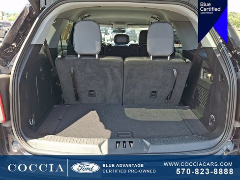 Certified 2023 Ford Explorer XLT w/ Equipment Group 202A AWD/4WD image 27