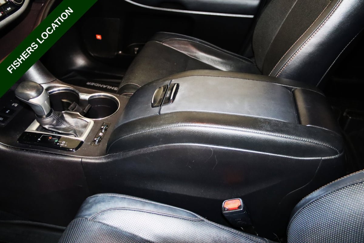 Used 2019 Toyota Highlander Limited AWD/4WD image 36