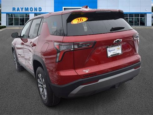 Used 2026 Chevrolet Equinox LT image 5