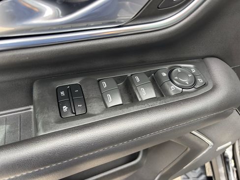Used 2022 Chevrolet Tahoe Z71 w/ Off-Road Capability Package AWD/4WD image 21