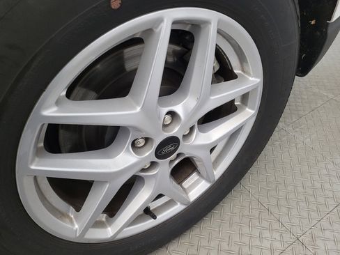 Used 2024 Ford Edge SEL image 31