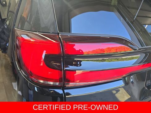 Used 2026 Chrysler Pacifica Select AWD/4WD image 36
