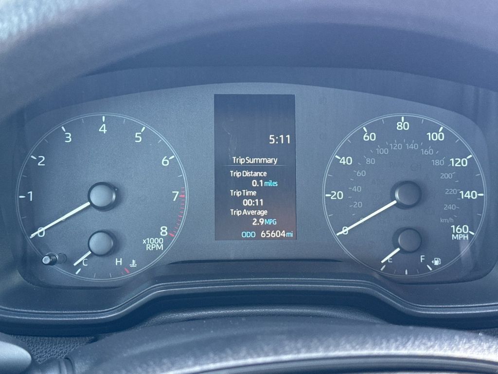 Used 2024 Toyota Corolla LE FWD image 25