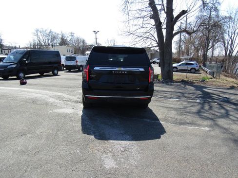 Used 2024 Chevrolet Tahoe LT AWD/4WD image 6