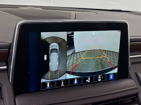 Used 2024 Chevrolet Tahoe High Country image 15