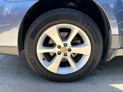 Used 2014 Subaru Outback 2.5i Premium w/ Moonroof Package AWD/4WD image 5