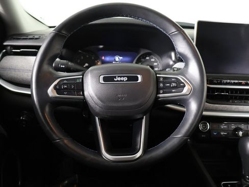 Used 2022 Jeep Compass Latitude w/ Convenience Group image 39