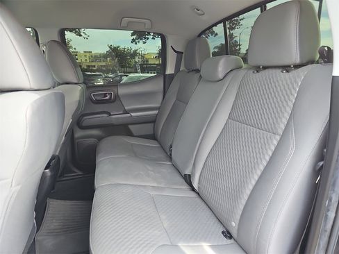 Used 2022 Toyota Tacoma SR image 13